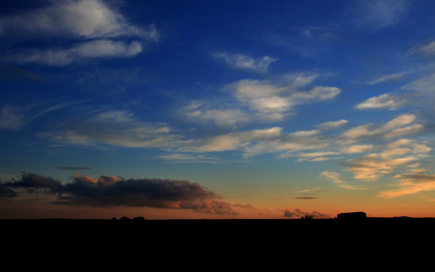 运动装备技术研发趋势，运动装备市场