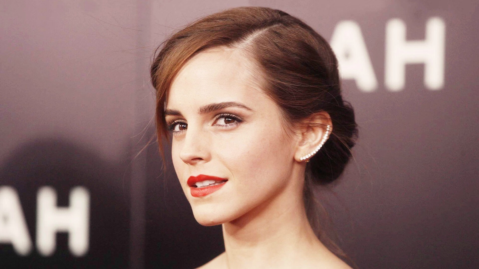 开云·Kaiyun网页版-黄蜂官方微博回应球迷建议展现亲民形象，黄蜂全场回放