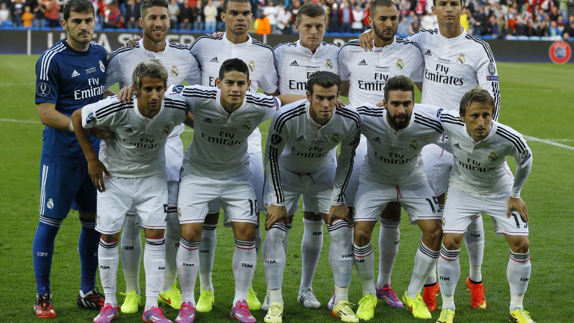 球队氛围和谐，凝聚力成夺冠关键，如何增强球队凝聚力